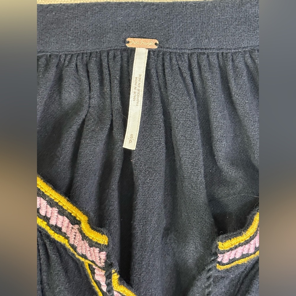 D105 Free People Navy Oversized Dress with Yellow Gold Embroidery - Full Sleeves - Picture 3 of 8